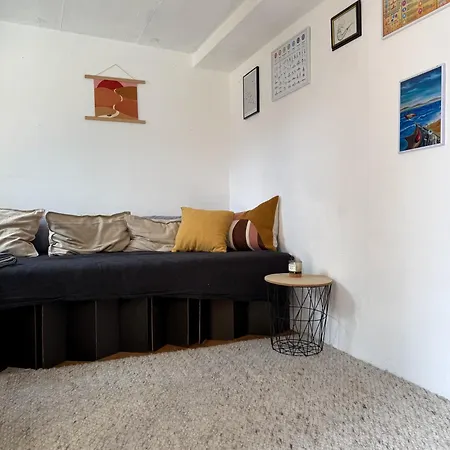 Apartment Wanna Rise