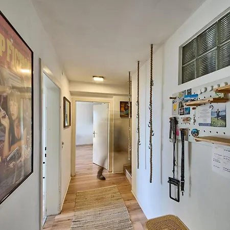 Wanna Rise Целль-ам-Зе