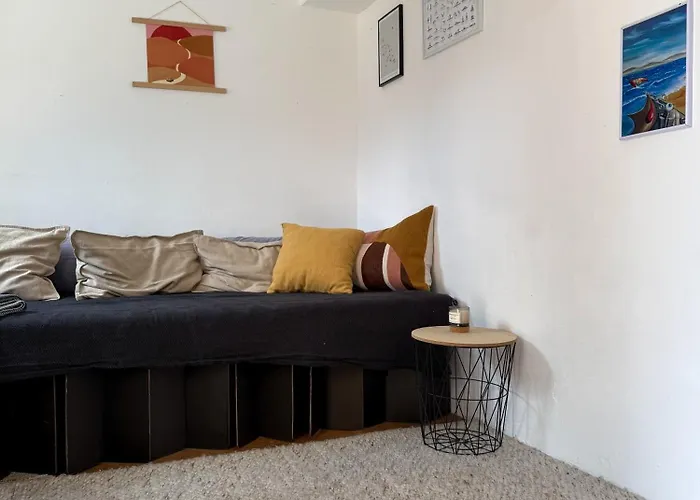 Apartment Wanna Rise